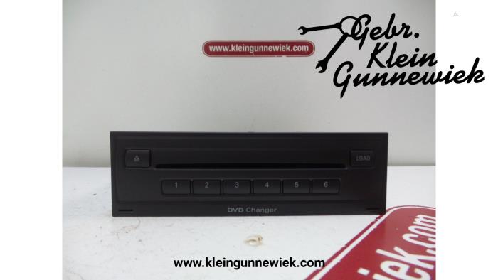 DVD player from a Audi A8 2010