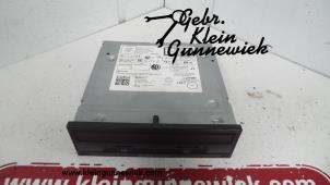 Używane Jednostka multimedialna Skoda Superb Cena € 425,00 Procedura marży oferowane przez Gebr.Klein Gunnewiek Ho.BV