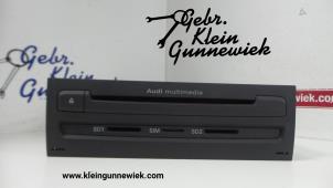 Gebrauchte Regeleinheit Multi Media Audi A8 Preis € 695,00 Margenregelung angeboten von Gebr.Klein Gunnewiek Ho.BV