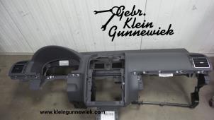 Usagé Tableau de bord Volkswagen Touran Prix € 275,00 Règlement à la marge proposé par Gebr.Klein Gunnewiek Ho.BV