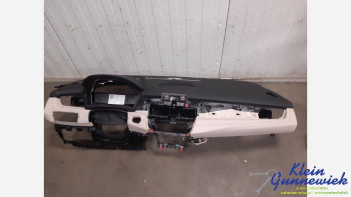 Używane Panel BMW 2-Serie Cena € 455,00 Procedura marży oferowane przez Klein Gunnewiek Autodemontage & Motorentechniek