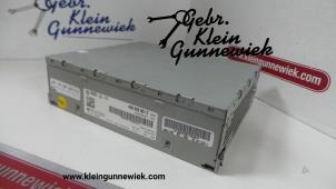 Used Radio Volkswagen Touareg Price € 295,00 Margin scheme offered by Gebr.Klein Gunnewiek Ho.BV