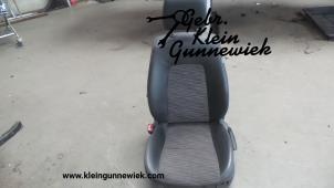 Gebrauchte Sitz links Kia Cee'D Preis € 85,00 Margenregelung angeboten von Gebr.Klein Gunnewiek Ho.BV