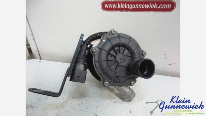 Używane Pompa gazów spalinowych Audi S5 Cena € 94,00 Procedura marży oferowane przez Klein Gunnewiek Autodemontage & Motorentechniek