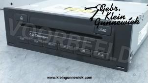Usagé Changeur de CD Audi A4 Prix € 60,00 Règlement à la marge proposé par Gebr.Klein Gunnewiek Ho.BV