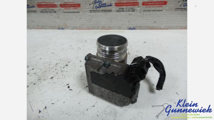 Usagé Boitier papillon Ford Focus Prix € 42,00 Règlement à la marge proposé par Klein Gunnewiek Autodemontage & Motorentechniek