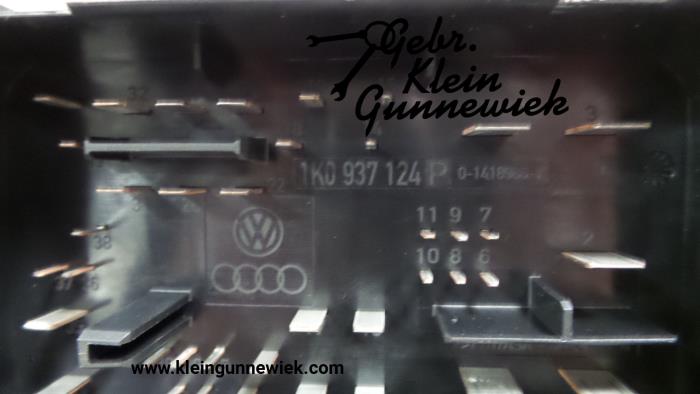 Boîte à fusibles d'un Volkswagen Eos 2008
