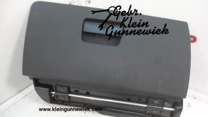 Used Glovebox BMW 3-Serie Price € 50,00 Margin scheme offered by Gebr.Klein Gunnewiek Ho.BV