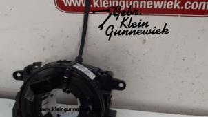 Used Airbag clock spring Volkswagen Tiguan Price € 75,00 Margin scheme offered by Gebr.Klein Gunnewiek Ho.BV