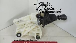 Usados Palanca de cambios Volkswagen Transporter Precio € 75,00 Norma de margen ofrecido por Gebr.Klein Gunnewiek Ho.BV