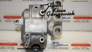 Usagé Support moteur Audi TT Prix € 30,00 Règlement à la marge proposé par Gebr.Klein Gunnewiek Ho.BV