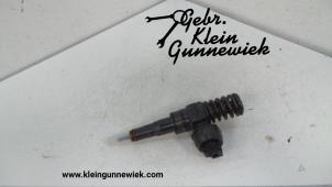 Used Injector (diesel) Volkswagen Passat Price € 50,00 Margin scheme offered by Gebr.Klein Gunnewiek Ho.BV