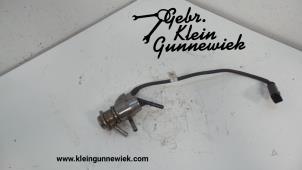 Usados Inyector Adblue Audi A8 Precio € 200,00 Norma de margen ofrecido por Gebr.Klein Gunnewiek Ho.BV