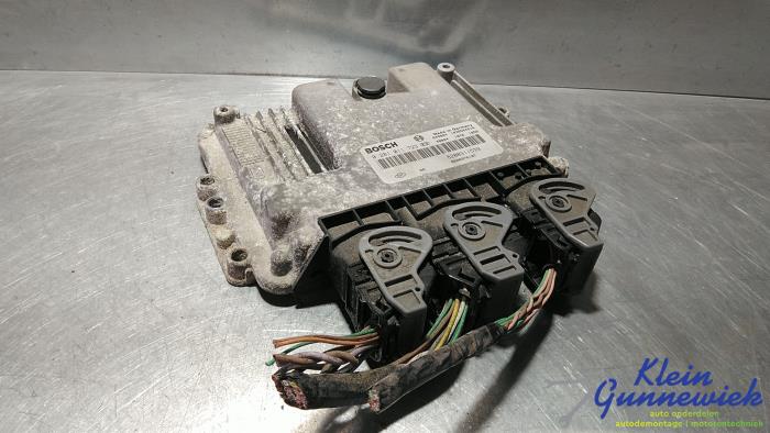 Used Injection computer Renault Grand Espace Price € 30,00 Margin scheme offered by Klein Gunnewiek Autodemontage & Motorentechniek