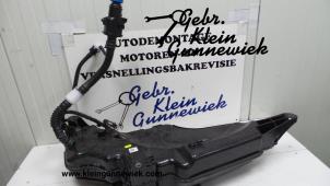 Usagé Réservoir Adblue Volkswagen T-Roc Prix € 175,00 Règlement à la marge proposé par Gebr.Klein Gunnewiek Ho.BV