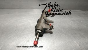 Used Fuel pressure regulator Opel Astra Price € 40,00 Margin scheme offered by Gebr.Klein Gunnewiek Ho.BV