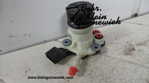 Used AdBlue pump Volkswagen Sharan Price € 175,00 Margin scheme offered by Gebr.Klein Gunnewiek Ho.BV
