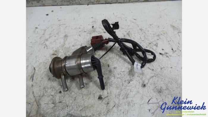 Usados Inyector Adblue Volkswagen Passat Precio € 77,00 Norma de margen ofrecido por Klein Gunnewiek Autodemontage & Motorentechniek