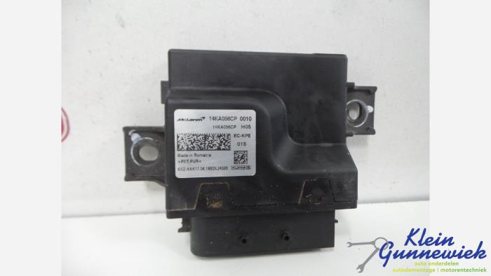 Usagé Module pompe carburant McLaren 720S Prix € 230,00 Règlement à la marge proposé par Klein Gunnewiek Autodemontage & Motorentechniek