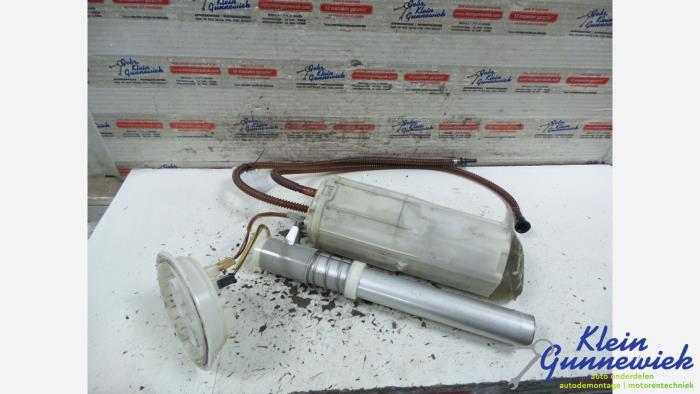 Usagé Pompe à carburant Audi A8 Prix € 71,00 Règlement à la marge proposé par Klein Gunnewiek Autodemontage & Motorentechniek
