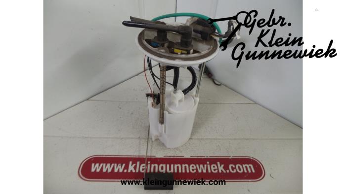 Electric fuel pump from a Opel Meriva 2010