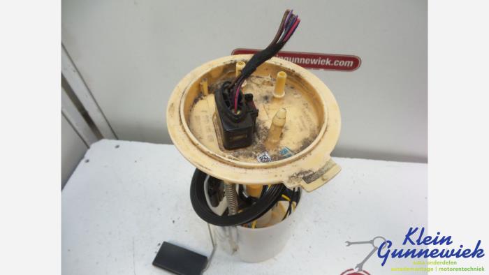 Usagé Pompe à carburant Volkswagen Scirocco Prix € 39,00 Règlement à la marge proposé par Klein Gunnewiek Autodemontage & Motorentechniek