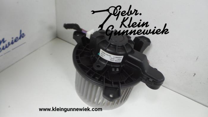 Motor de ventilador de calefactor de un Opel Karl 2016