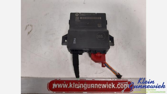 Usagé Ordinateur divers Audi RS4 Prix € 41,00 Règlement à la marge proposé par Klein Gunnewiek Autodemontage & Motorentechniek