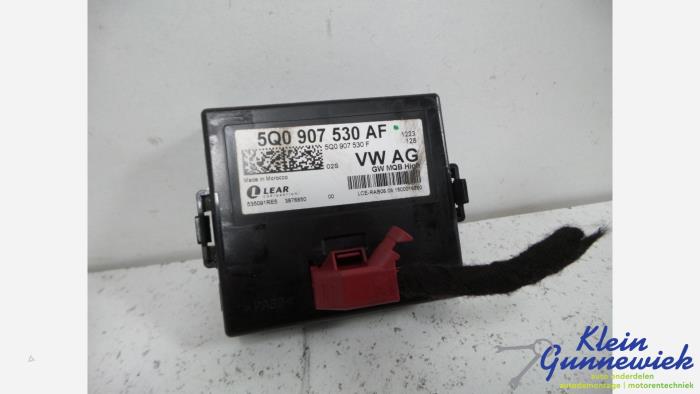 Usagé Ordinateur divers Audi RS3 Prix € 30,00 Règlement à la marge proposé par Klein Gunnewiek Autodemontage & Motorentechniek