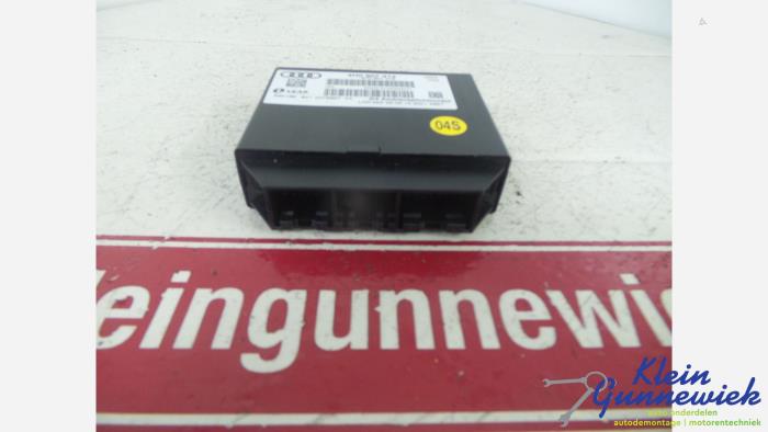 Usagé Ordinateur divers Audi A8 Prix € 95,00 Règlement à la marge proposé par Klein Gunnewiek Autodemontage & Motorentechniek
