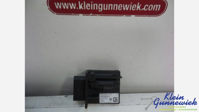 Usagé Ordinateur divers Volkswagen E-Golf Prix € 20,00 Règlement à la marge proposé par Klein Gunnewiek Autodemontage & Motorentechniek