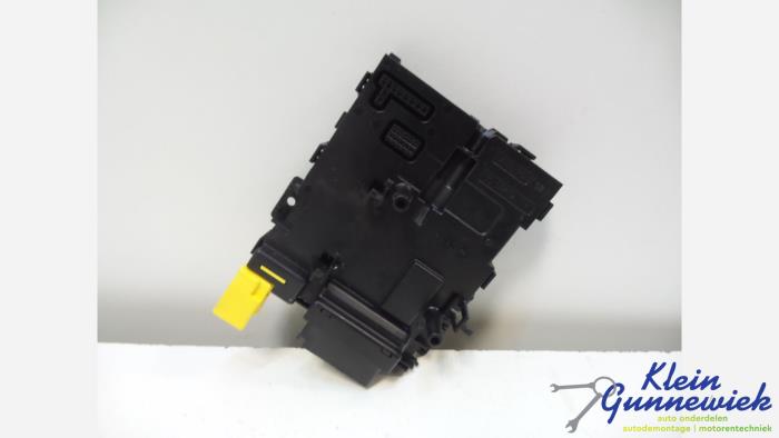 Used Computer, miscellaneous Volkswagen Passat Price € 39,00 Margin scheme offered by Klein Gunnewiek Autodemontage & Motorentechniek