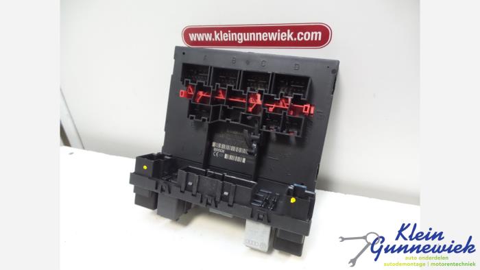 Used Computer, miscellaneous Volkswagen Passat Price € 30,00 Margin scheme offered by Klein Gunnewiek Autodemontage & Motorentechniek