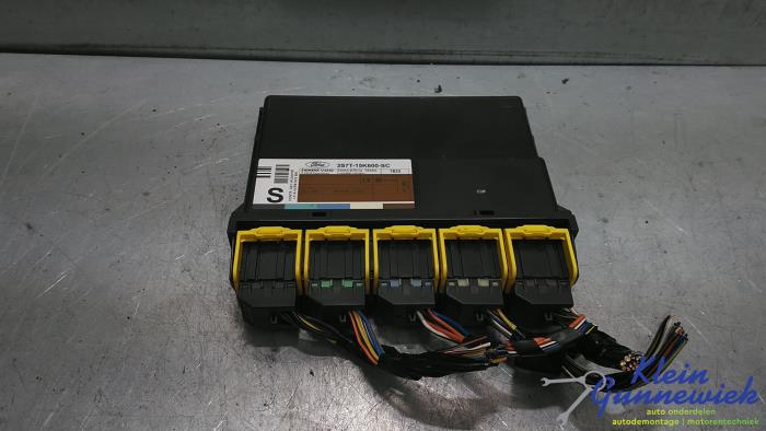 Usagé Ordinateur divers Ford Mondeo Prix € 18,00 Règlement à la marge proposé par Klein Gunnewiek Autodemontage & Motorentechniek