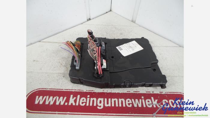 Usagé Ordinateur divers Renault Megane Prix € 33,00 Règlement à la marge proposé par Klein Gunnewiek Autodemontage & Motorentechniek