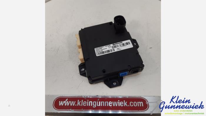 Used Computer, miscellaneous Renault Master Price € 76,00 Margin scheme offered by Klein Gunnewiek Autodemontage & Motorentechniek