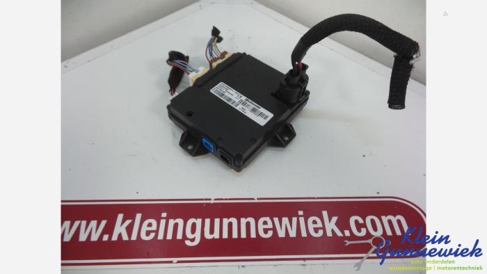 Usagé Ordinateur divers Renault Trafic Prix € 91,00 Règlement à la marge proposé par Klein Gunnewiek Autodemontage & Motorentechniek