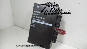Używane Sterownik Rózne Volvo V70 Cena € 100,00 Procedura marży oferowane przez Gebr.Klein Gunnewiek Ho.BV