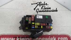 Usados Caja de fusibles Opel Astra Precio € 125,00 Norma de margen ofrecido por Gebr.Klein Gunnewiek Ho.BV