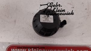 Używane Rózne Volkswagen Passat Cena € 25,00 Procedura marży oferowane przez Gebr.Klein Gunnewiek Ho.BV
