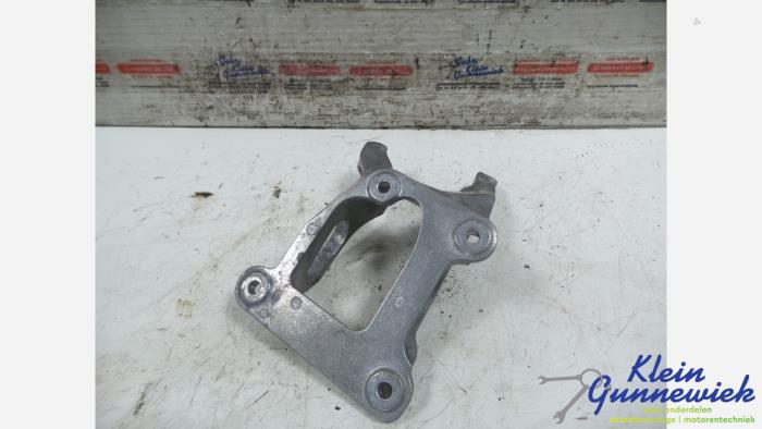 Begagnade Diverse Audi A8 Pris € 16,00 Marginaltabell erbjuds av Klein Gunnewiek Autodemontage & Motorentechniek