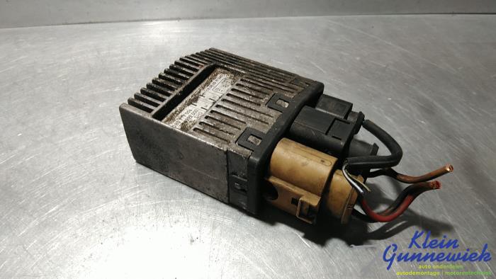 Begagnade Relä Volkswagen Passat Pris € 27,00 Marginaltabell erbjuds av Klein Gunnewiek Autodemontage & Motorentechniek