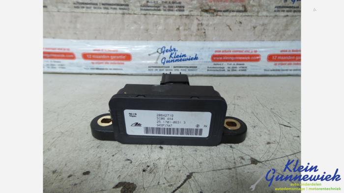 Begagnade Sensor (övriga) Opel Antara Pris € 38,00 Marginaltabell erbjuds av Klein Gunnewiek Autodemontage & Motorentechniek