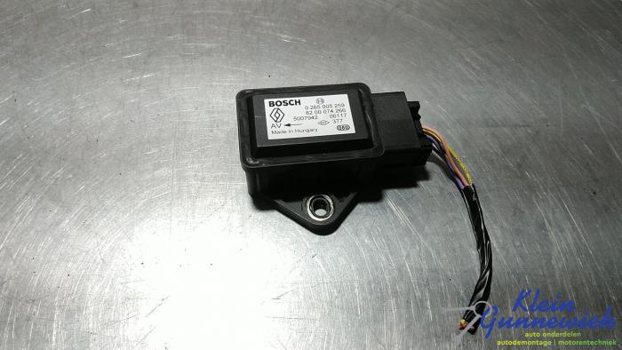 Begagnade Sensor (övriga) Renault Grand Scenic Pris € 17,00 Marginaltabell erbjuds av Klein Gunnewiek Autodemontage & Motorentechniek