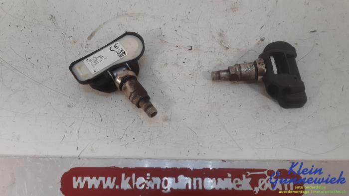 Begagnade Däcktryckssensor Opel Astra Pris € 60,00 Marginaltabell erbjuds av Klein Gunnewiek Autodemontage & Motorentechniek
