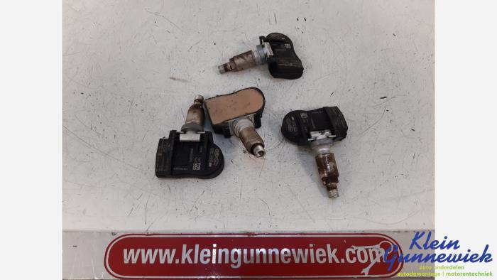 Begagnade Däcktryckssensor Hyundai I30 Pris € 100,00 Marginaltabell erbjuds av Klein Gunnewiek Autodemontage & Motorentechniek