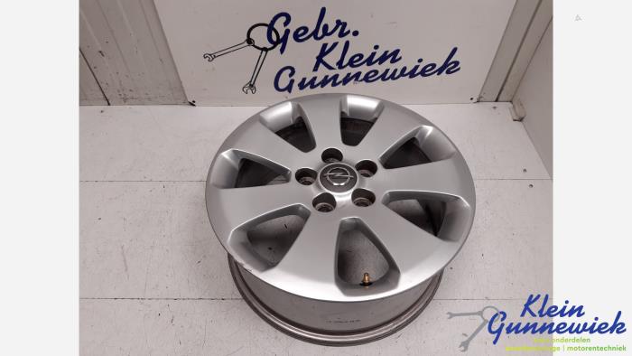 Używane Obrecz Opel Insignia Cena € 75,00 Procedura marży oferowane przez Klein Gunnewiek Autodemontage & Motorentechniek