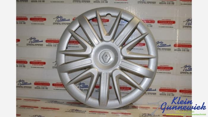 Używane Kolpak Renault Megane Scenic Cena € 15,00 Procedura marży oferowane przez Klein Gunnewiek Autodemontage & Motorentechniek