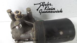 Usagé Moteur essuie-glace avant Volkswagen Kever Prix € 30,00 Règlement à la marge proposé par Gebr.Klein Gunnewiek Ho.BV