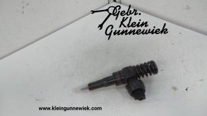 Used Injector (diesel) Volkswagen Passat Price € 50,00 Margin scheme offered by Gebr.Klein Gunnewiek Ho.BV